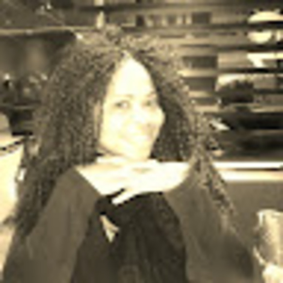 deborah_amanaka